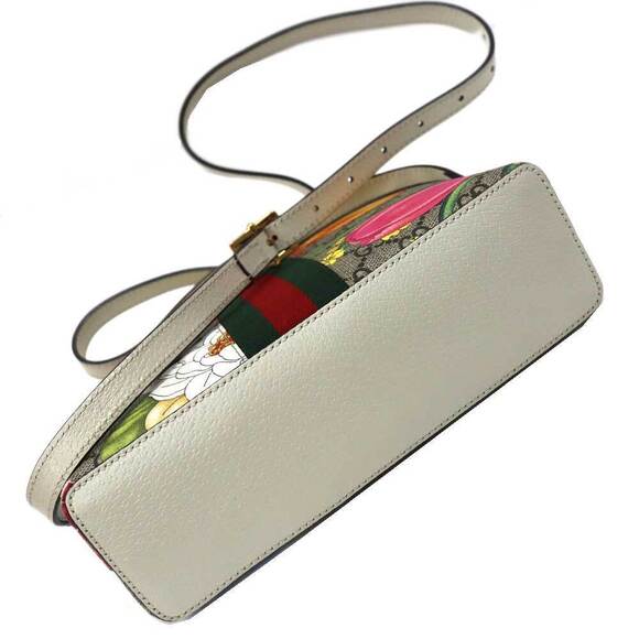 Gucci GG Shoulder Bag - Picture 5 of 9